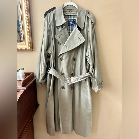 Burberrys Long Gabardine Trench Coat Wool Lining Vintage 90s Size 40R - Picture 2 of 16